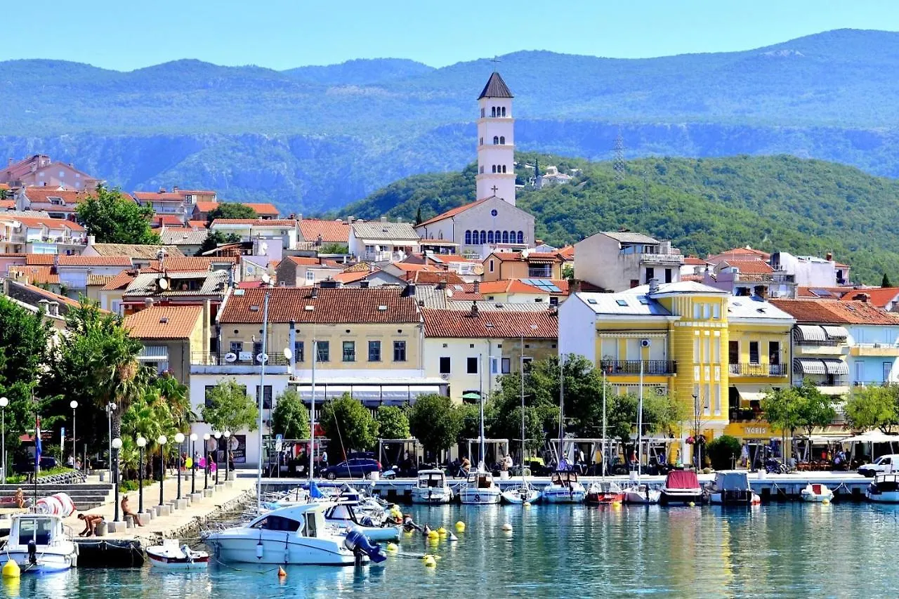 Apartments With Wifi Crikvenica - 17497 0*,  Croazia