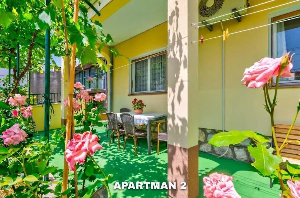 Apartments With Wifi Crikvenica - 17497